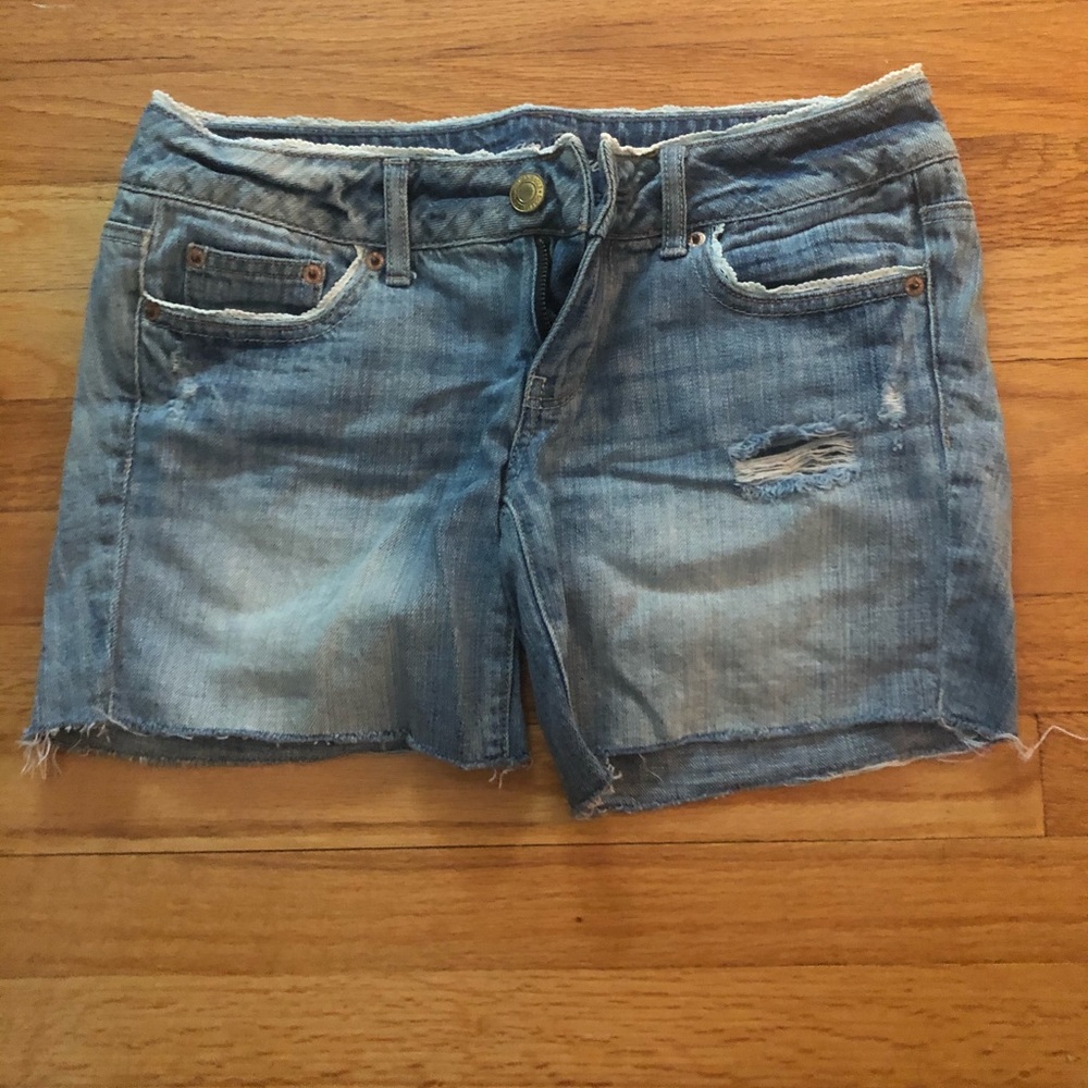 AE Denim Short - Picture 2 of 5